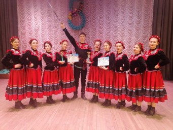 
«Русские узоры» стали лауреатами первой степени на Всероссийском конкурсе хореографических коллект