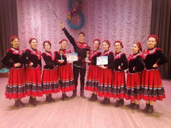 
&laquo;Русские узоры&raquo; стали лауреатами первой степени на Всероссийском конкурсе хореографических коллект