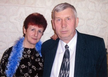 
В Лысых Горах поздравили семью Гряколовых с "изумрудной" свадьбой
