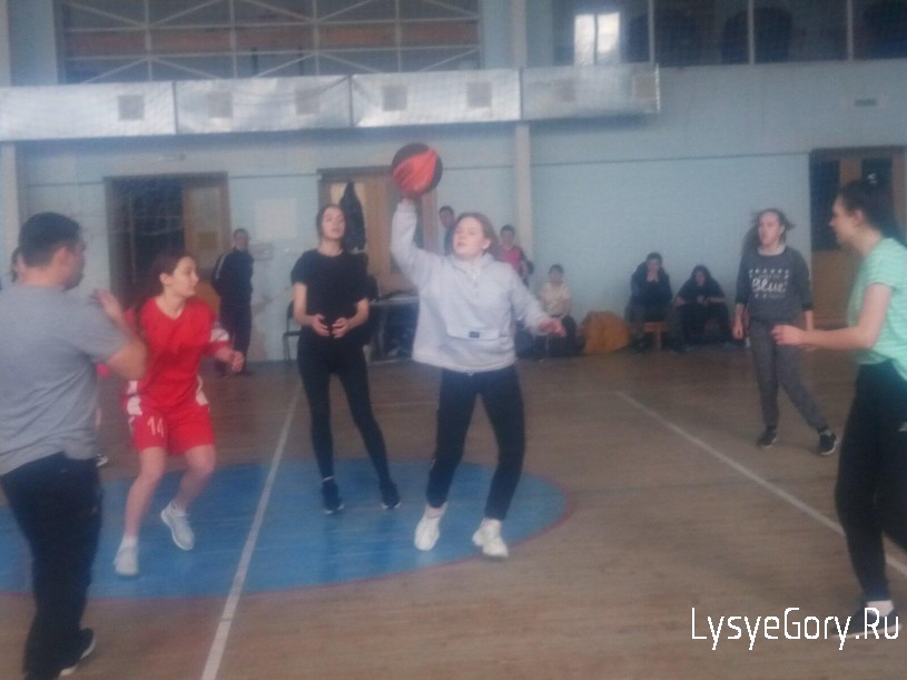 На базе ФОК "Олимп" прошли отборочные соревнования чемпионата КЭС-БАСКЕТ
На базе ФОК "Олимп" прошли отборочные соревнования чемпионата КЭС-БАСКЕТ