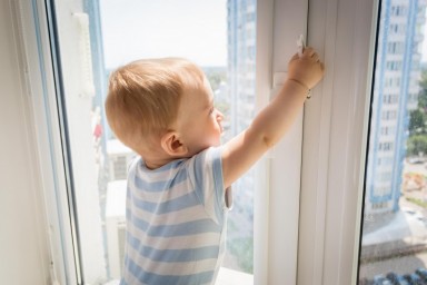 
Открытое окно - опасность для ребенка!
