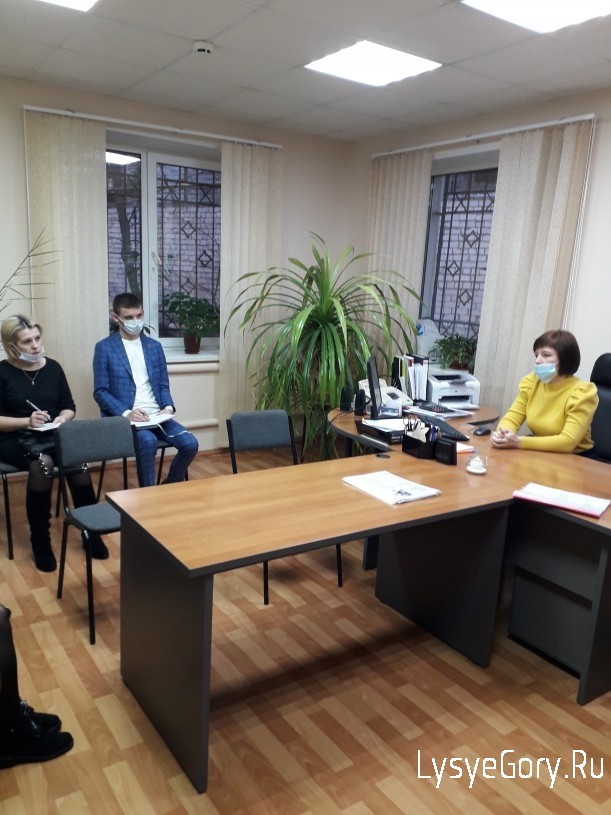 В ГКУ СО «ЦЗН Лысогорского района» прошел «День кадровика»
В ГКУ СО «ЦЗН Лысогорского района» прошел «День кадровика»