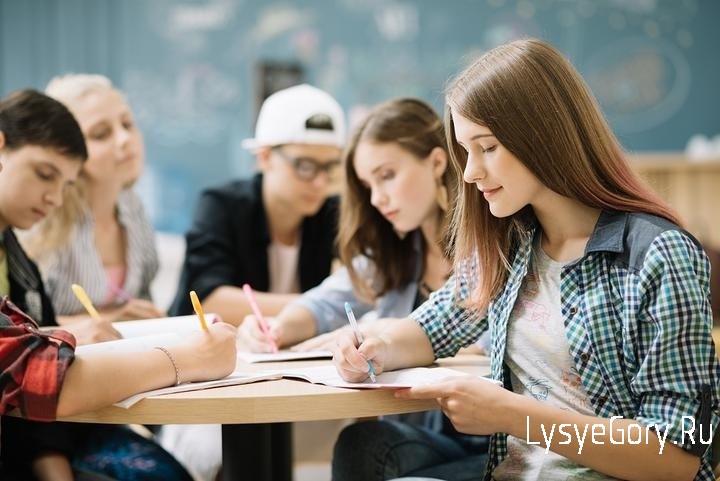 Саратовский студент может успеть что угодно! Написать курсовую, сдать зачет и поучаствовать в пере
Саратовский студент может успеть что угодно! Написать курсовую, сдать зачет и поучаствовать в пере