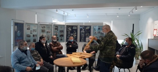 В Лысогорской библиотеке состоялась встреча пчеловодов
В Лысогорской библиотеке состоялась встреча пчеловодов