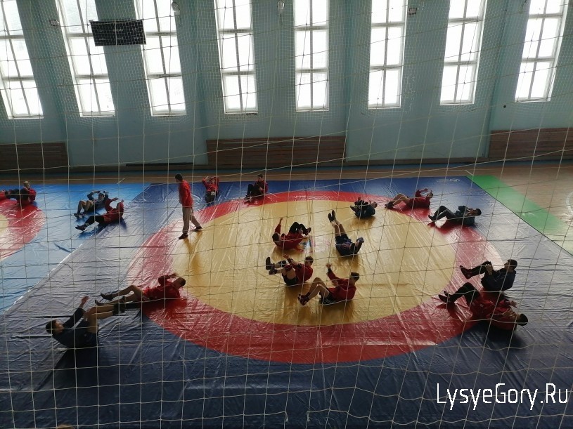 В ФОК "Олимп" прошли сборы по самбо
В ФОК "Олимп" прошли сборы по самбо