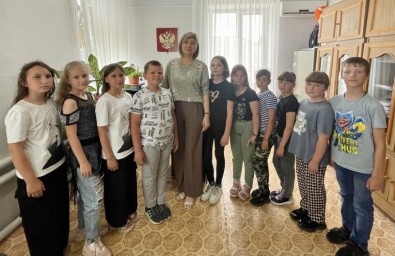 
На экскурсию в ЗАГС!
