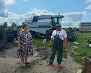 В районе стартовала уборочная кампания В районе стартовала уборочная кампания