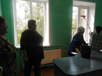 
Глава района Валентина Фимушкина проинспектировала ход ремонта детского сада села Бутырки
