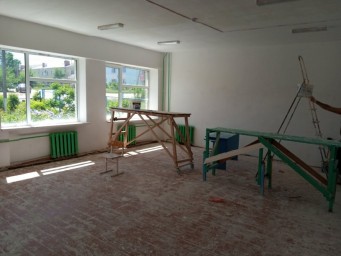 
В Лысых Горах выполняется капитальный ремонт школы №1
