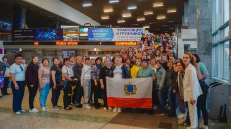 
Советник по воспитанию Лысогорской школы №2 в составе делегации отправилась на обучение во Владиво