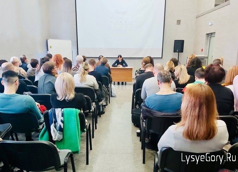 Наибольшее число вопросов саратовских риэлторов к Росреестру связано с предоставлением сведений из
Наибольшее число вопросов саратовских риэлторов к Росреестру связано с предоставлением сведений из