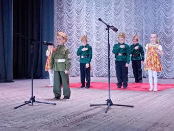 
В преддверии Дня Победы в Лысых Горах прошёл районный конкурс военно-патриотической песни &laquo;Мы помн