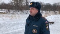 Саратовские спасатели начали взрывать лед на реках