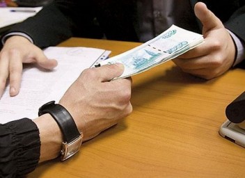 Как поступать, если у вас вымогают взятку