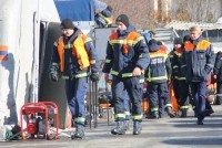 Паводок. На смотр готовности вышли снегоболотоходы и кони