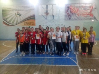 В районе прошли финальные соревнования по баскетболу среди девушек в рамках проекта Всероссийских со