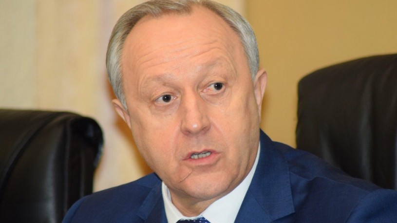Губернатор призвал начать ремонт федеральной трассы Саратов – Озинки