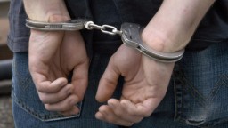 В Лысогорском районе задержан семнадцатилетний юноша подозреваемый в изнасиловании В Лысогорском районе задержан семнадцатилетний юноша подозреваемый в изнасиловании